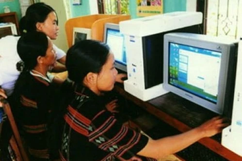 Để nông thôn "lướt mạng" như thành thị