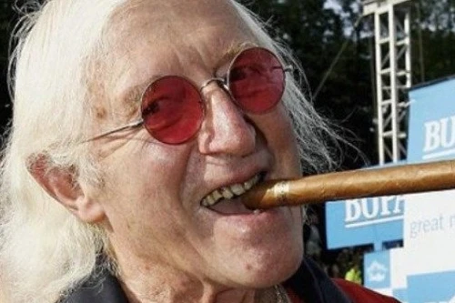 "Hiệp sĩ nước Anh" bị tố loạn dâm