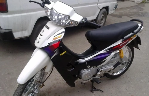 Tìm chủ sở hữu 2 chiếc xe Honda, Wave ZX