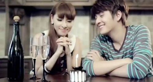 Sau scandal "có con ngoài giá thú", Ngô Kiến Huy làm MV bên hotgirl mới