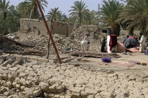 Động đất 7,8 độ Richter ở Pakistan: Ít nhất 50 người chết