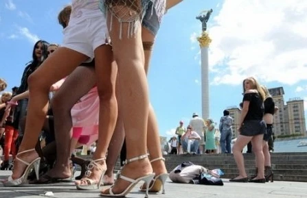 Chuyện đời lỡ bước của nữ tour guide bị gạ tình