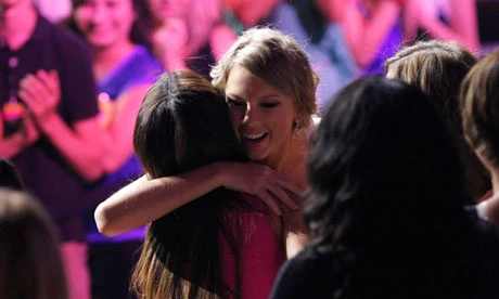 "Chạng Vạng" chiến thắng ở giải thưởng Teen Choice Awards