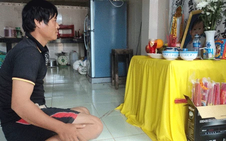 Nỗi đau của bố mẹ bé 2 tuổi bị cổng nhà trẻ đè chết