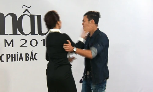 Bị thí sinh nam ôm chầm, Thanh Hằng tát thẳng tay