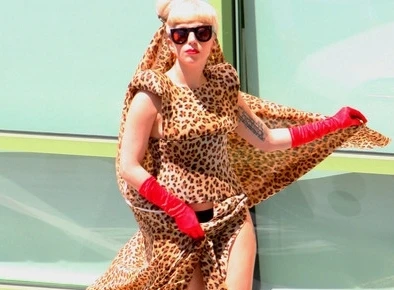 Lady Gaga là người mặc đẹp nhất thế giới