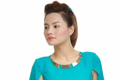 Vũ Thu Phương thế chân Lý Nhã Kỳ đầu tư cho nhà thiết kế