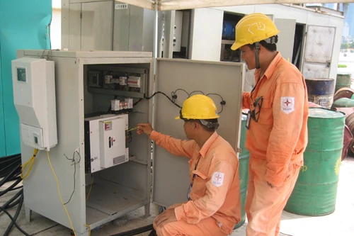 Điện lực Ba Đình đảm an toàn phục vụ các sự kiện chính trị quan trọng