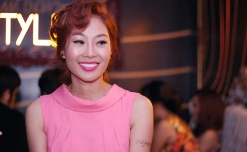 Người mẫu Hồng Hà "chất chơi" hơn sau vụ bán dâm