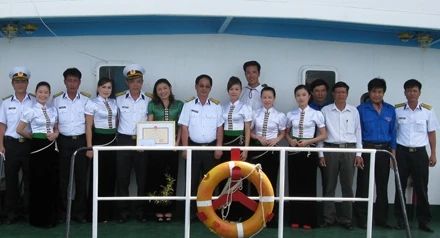  Vững vàng nơi đầu sóng!