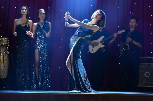 Cười "ngặt nghẽo" với "Tình thắm duyên quê" của Minh Nguyệt Next top