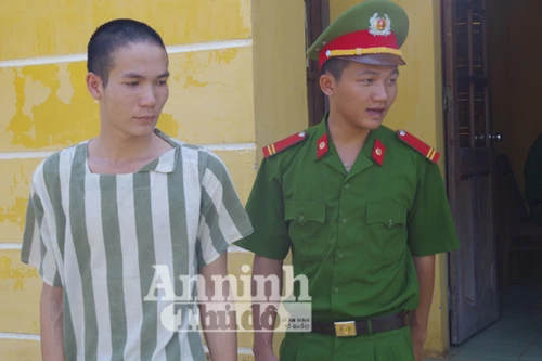 Bắt, xử lý 2 đối tượng mua bán trái phép chất ma túy