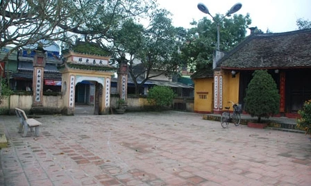 Huyền bí lời nguyền bắt trai gái làng "nhịn yêu"