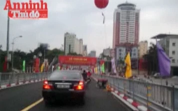 Háo hức với cầu vượt ghép đầu tiên của Hà Nội