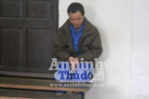 Đến chơi nhà hàng xóm, cháu bé 4 tuổi bị hiếp dâm