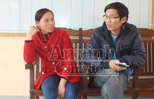 Một cán bộ hội phụ nữ bị 6 phụ nữ cắt tóc, lột đồ đánh ghen, làm nhục 