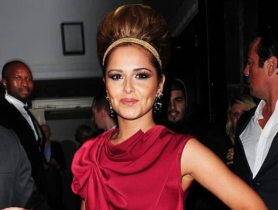 Choáng với tóc mới của Cheryl Cole