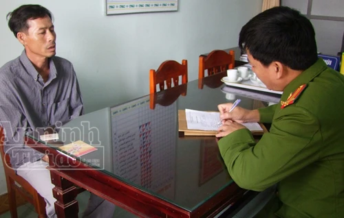 Nhiều đối tượng "trốn nã" hàng chục năm ra đầu thú