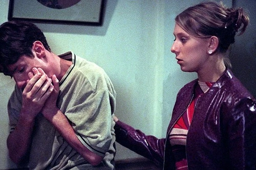 Anh: Xét xử vụ MC nổi tiếng của đài BBC bị anh trai sát hại