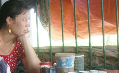 Bi hài vụ vợ in VCD “phim đen“ của...chồng và tình nhân