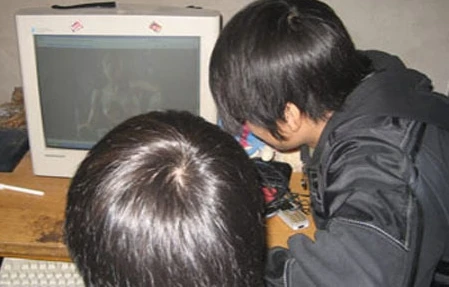 Ngăn chặn nạn web "đen" tấn công trẻ em