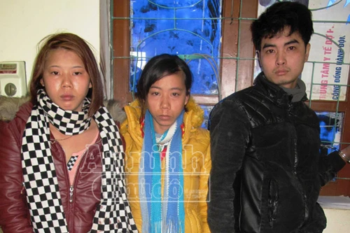 Tón gọn băng nhóm "bàn tay lụa" chuyên cuỗm đồ của du khách