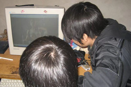 Web khiêu dâm dẫn đầu nội dung tìm kiếm của trẻ nhỏ