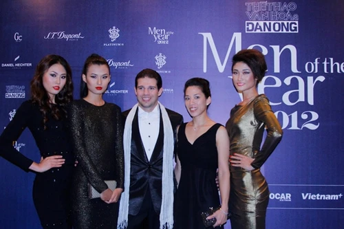 Người đẹp Next top háo hức với "Người đàn ông của năm"