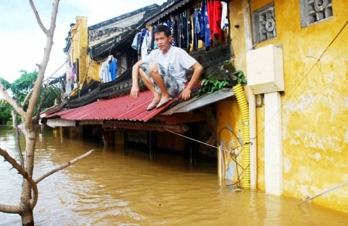 24 người chết, mất tích do lũ
