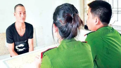 "Lật tẩy" mặt thật của gã trai làng "đội lốt" đại gia phong lưu