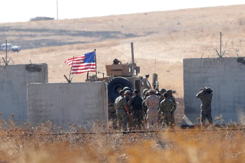 [Ảnh] Không còn gì sau khi Mỹ đặt bom tự phá hủy căn cứ ở Bắc Syria