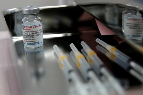 Mỹ bỏ đi 15 triệu liều vaccine ngừa Covid-19 từ tháng 3 đến nay