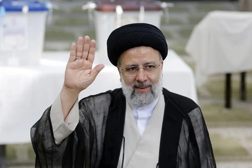 Ứng viên Ebrahim Raisi giành chiến thắng trong cuộc bầu cử Tổng thống Iran