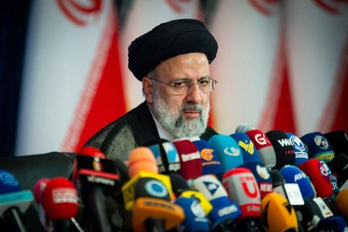 Ông Ebrahim Raisi tuyên thệ nhậm chức Tổng thống Iran