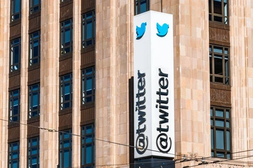 Nga dọa chặn Twitter nếu không xóa đi các nội dung cấm