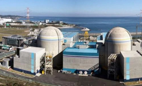 EU phản ứng việc Iran tăng mức làm giàu uranium lên 20%