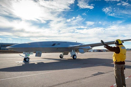 [ẢNH] MQ-25 Stingray: "Quân bài" bí ẩn của hải quân Mỹ