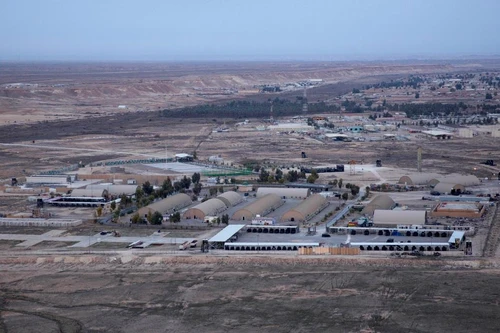 Căn cứ có binh lính tại Iraq tiếp tục bị tấn công bằng rocket