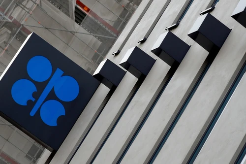 OPEC+ có thể vẫn duy trì cắt giảm sản lượng dầu