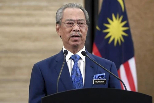 Liên minh tan rã, Thủ tướng Malaysia buộc phải từ chức