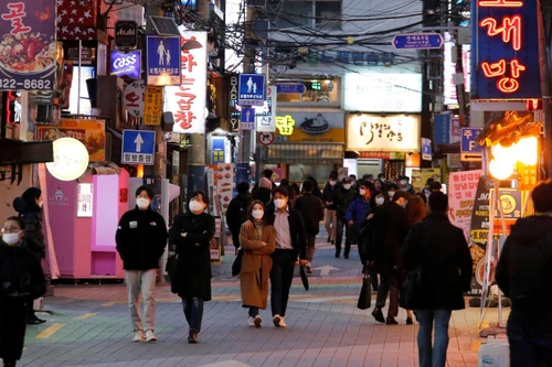 Hàn Quốc nới lỏng quy định về giãn cách xã hội