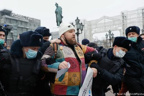 [ẢNH] Biểu tình ở Nga đòi thả lãnh đạo đối lập Alexei Navalny