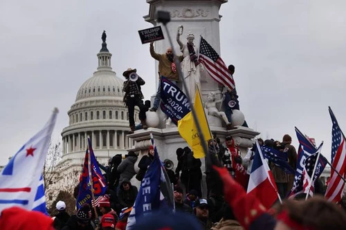 Hàng loạt bang của Mỹ tuyên bố tình trạng khẩn cấp