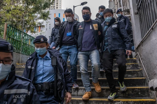 Chính quyền Hong Kong bắt giữ 53 nhà hoạt động theo luật an ninh mới