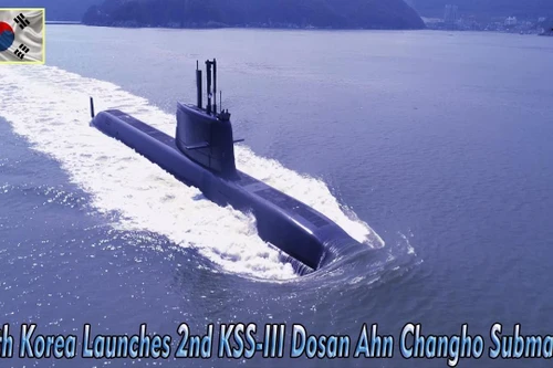[ẢNH] Hàn Quốc vừa phóng thử thành công tên lửa đạn đạo từ tàu ngầm?