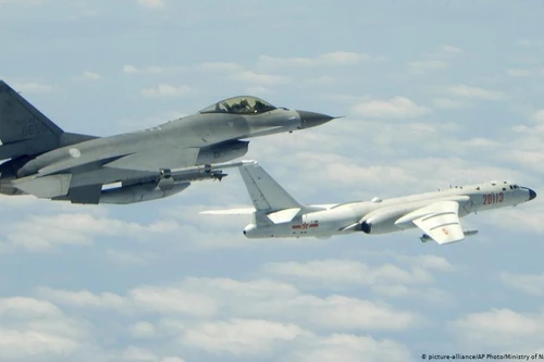 Hàng loạt máy bay Trung Quốc xuất hiện rầm rộ gần vùng lãnh thổ Đài Loan