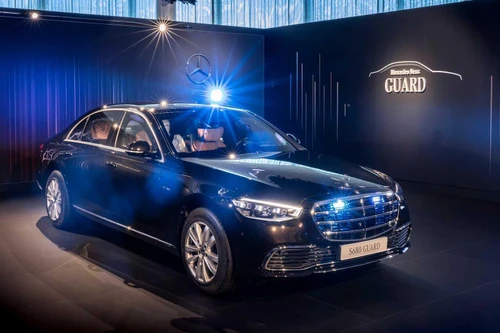 [ẢNH] Mercedes-Benz ra mắt phiên bản bọc thép siêu an toàn của S-Class