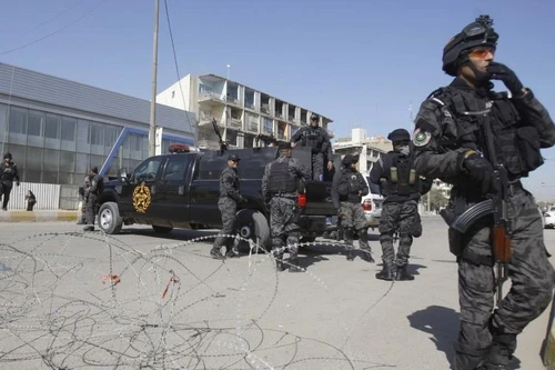 Hai quả rocket rơi gần đại sứ quán Mỹ tại Iraq