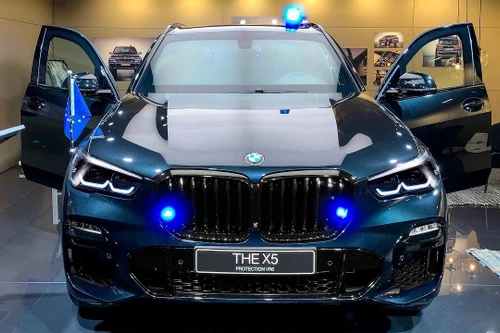 [ẢNH] Chiêm ngưỡng BMW X5 Protection VR6 bọc thép của cảnh sát Australia