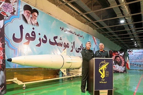 [ẢNH] Iran tuyên bố có hai "vũ khí bí mật", dọa đánh chìm tàu sân bay Mỹ